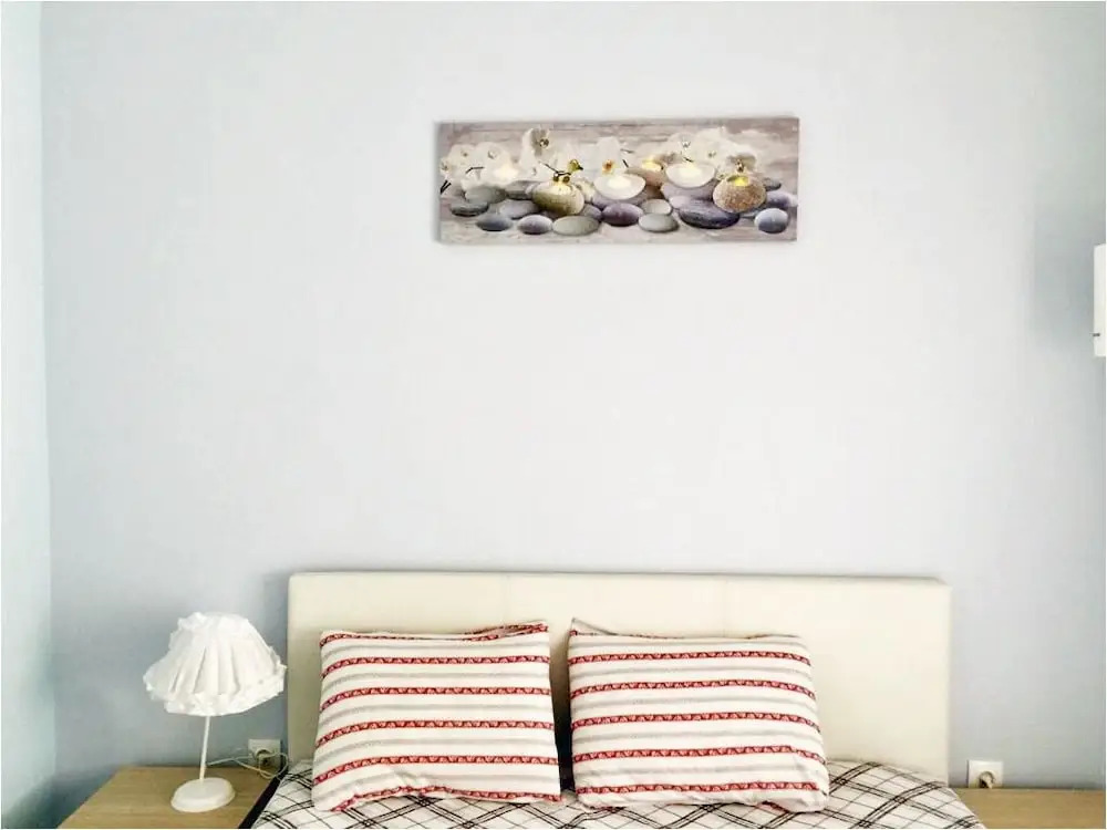 Monad Apartment Sapfous