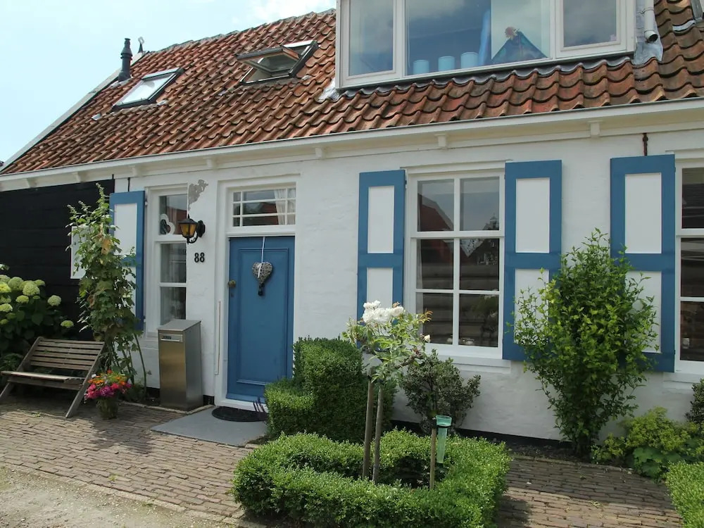 Holiday Home With Fenced Garden in a Quiet Spot in Koudekerke