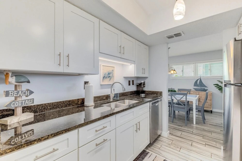 Quail Hollow A8-2d Renovated First Floor 2 Bedroom
