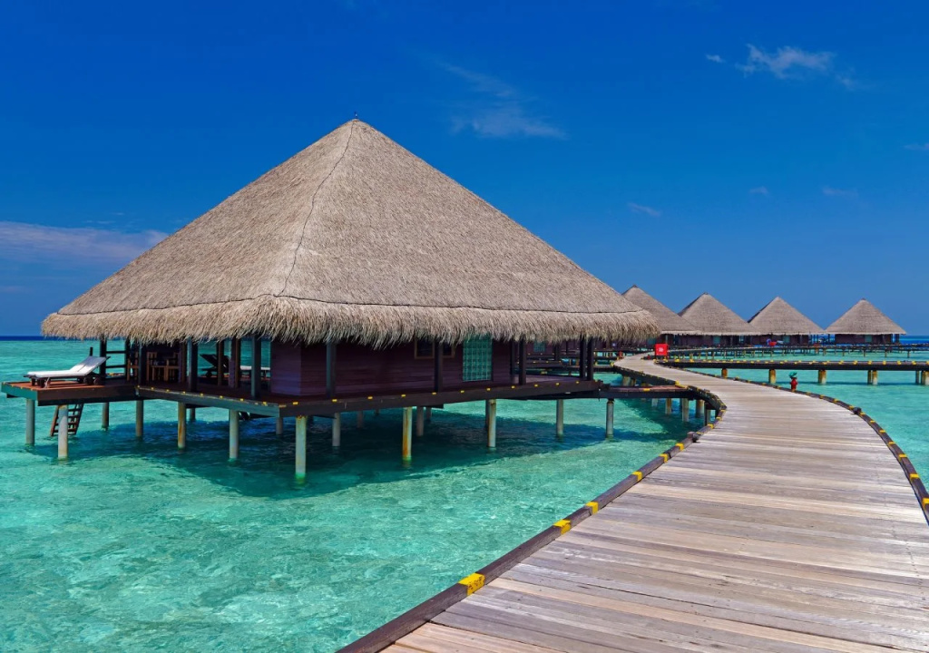 Отель Adaaran Club Rannalhi