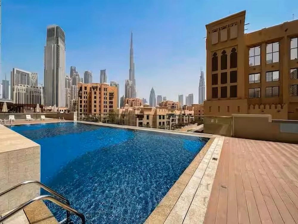 Vogue | Downtown near Dubai Mall | Burj Khalifa