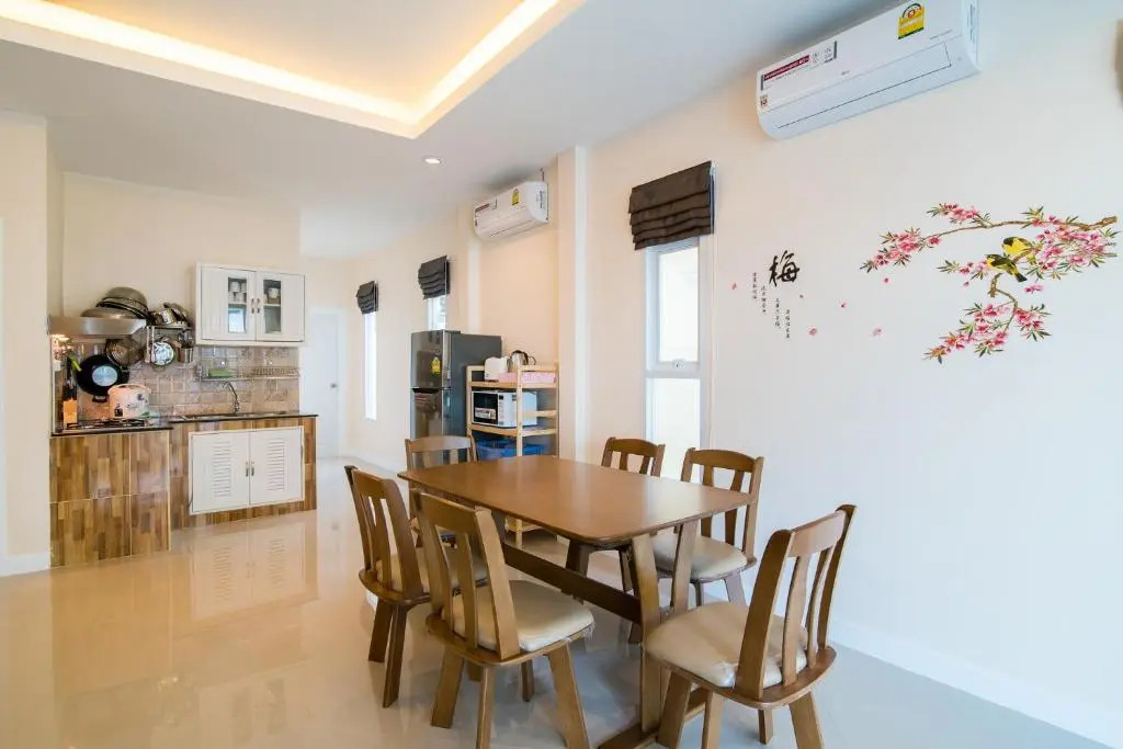 Baan Bussarin Huahin Soi88