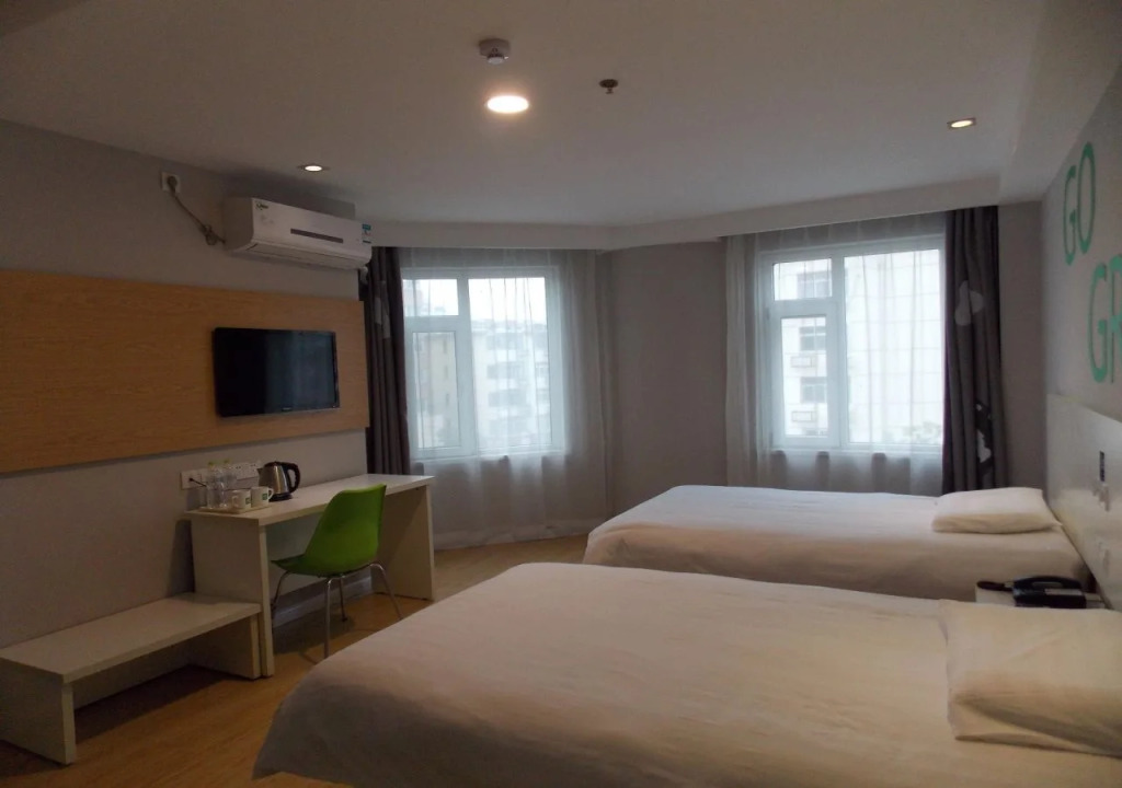 Motel168 Qingdao Licun Fengshan Road
