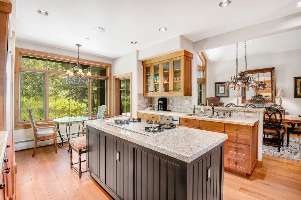 40 Goshawk 5 Bedroom Home by RedAwning