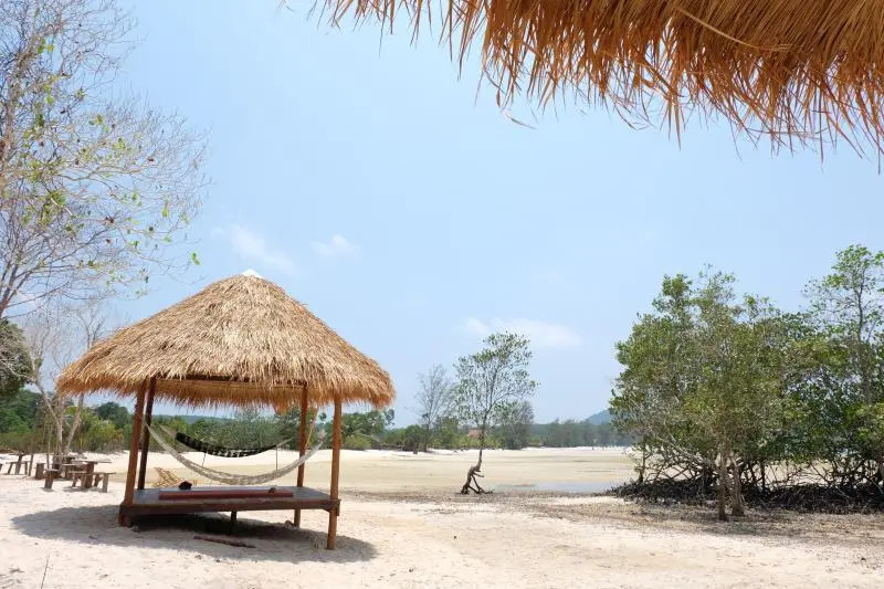 Dolphin Bay resort