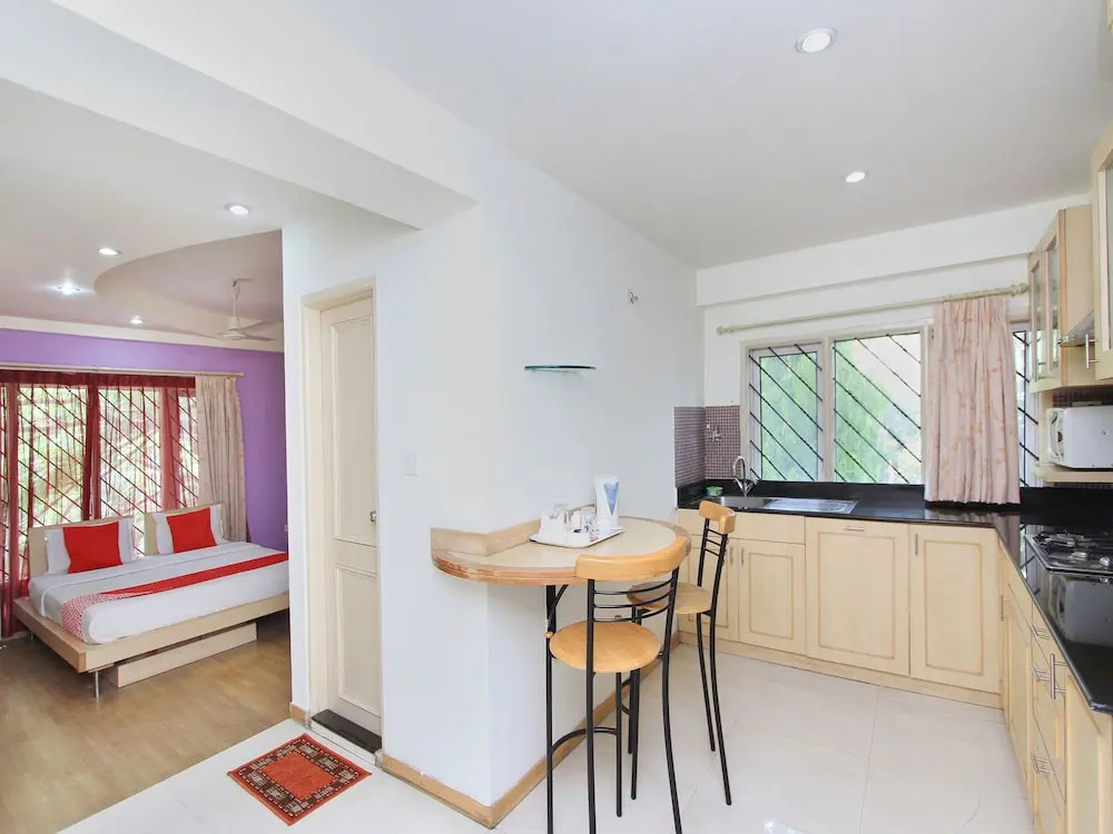 OYO 3023 Compact Suites Lavelle Road