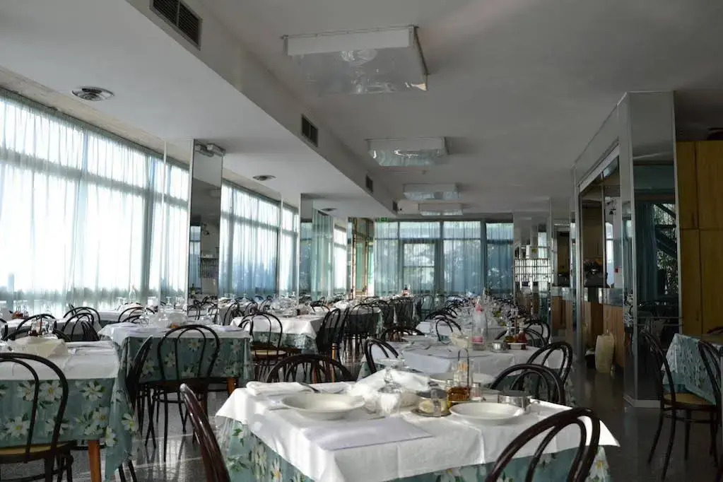 Hotel Elvira