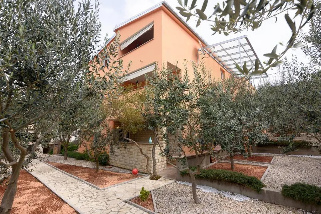 Studio Apartment Maslina