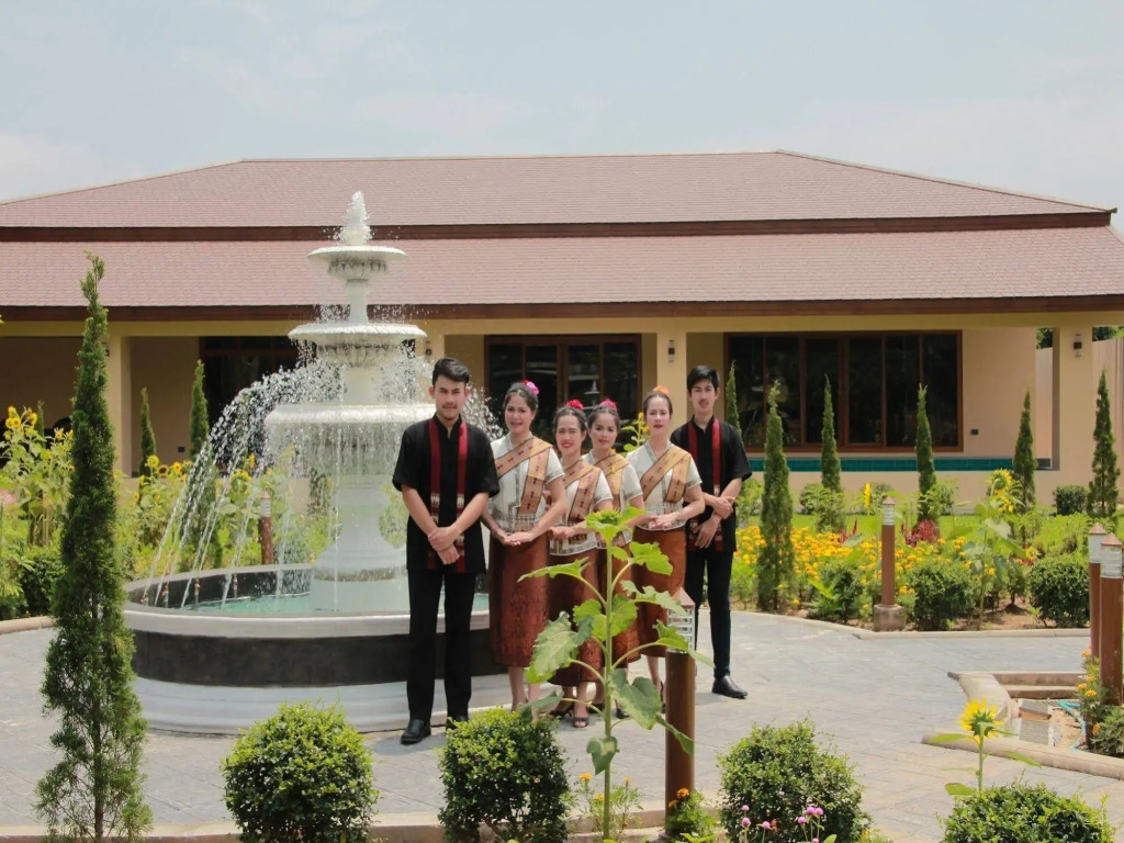 AU Place Hotel