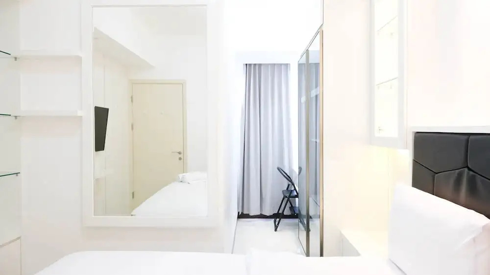Spacey And Homey 2Br At Supermall Mansion Apartment