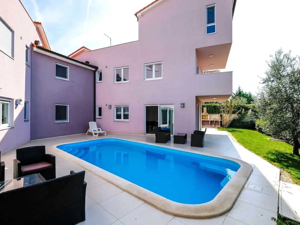 Apartment in Banjole Near Sunny Beach