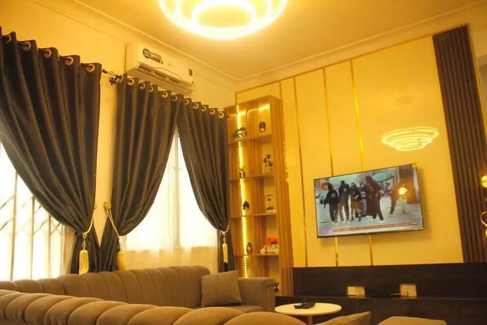 Royal Continental Hotels and Apartment