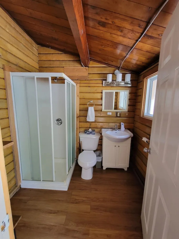 Kitimat Lodge