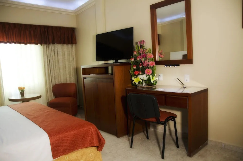 Palmera Suites