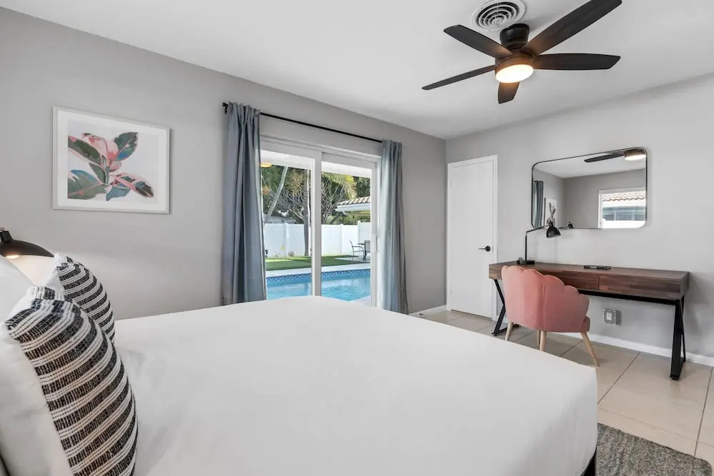 Kasa Palm Grove 4BD 3BA With Backyard Pool, Fort Lauderdale