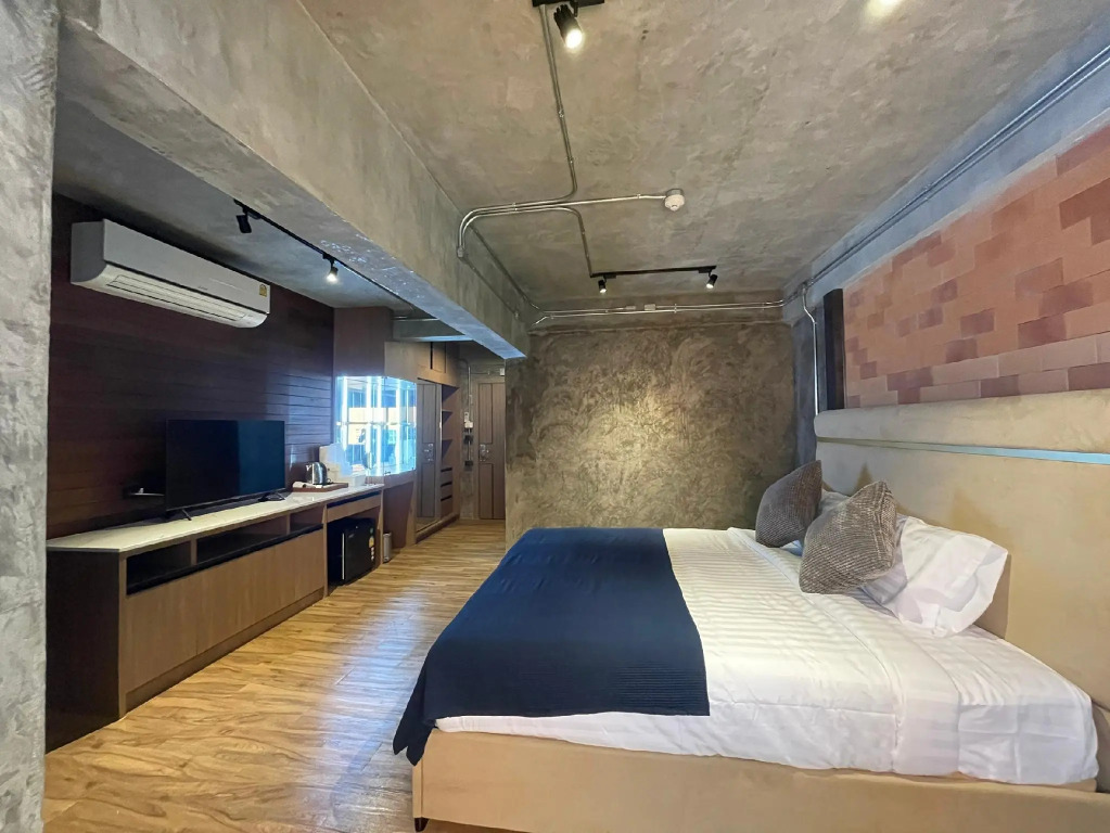 Loft122 Hotel