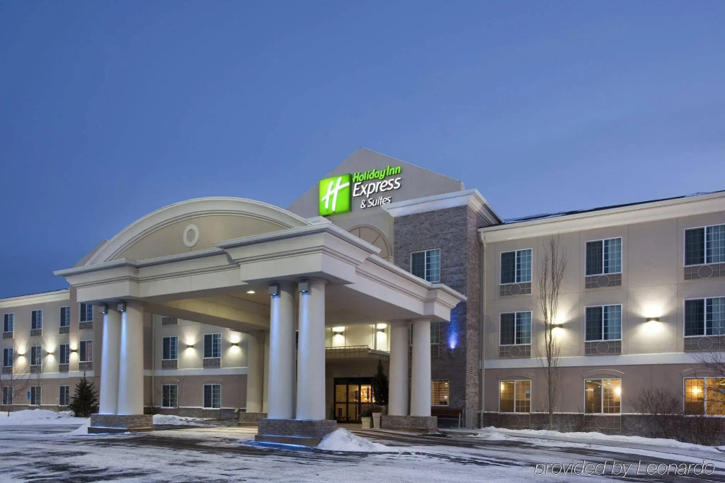 Holiday Inn Express Hotel & Suites Evanston by IHG
