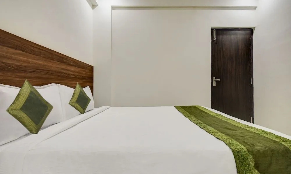 Treebo Trip Hotel New Golden Key