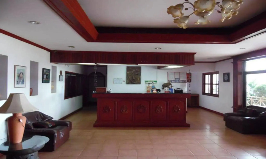 Vansana Plain of Jars Hotel