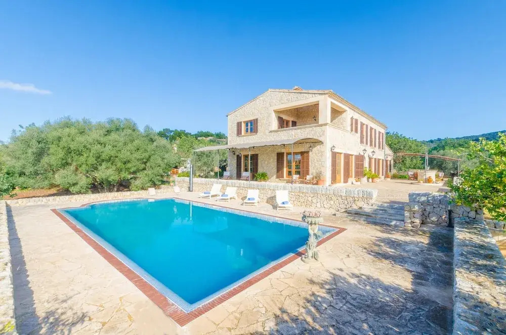 Ca Na Ramona With 4 Bedrooms and 5 Bathrooms