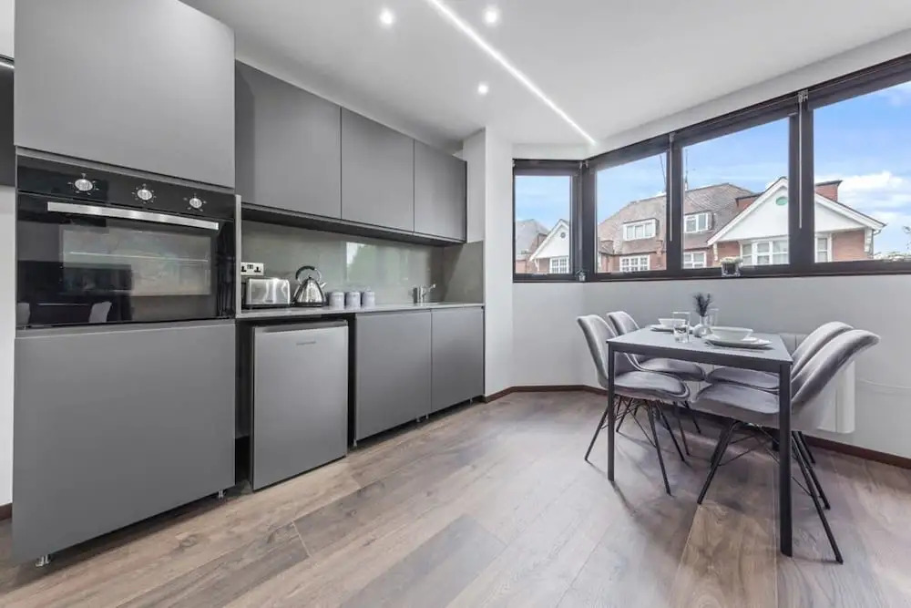 Luxury Flat Near Leicester Square Central London