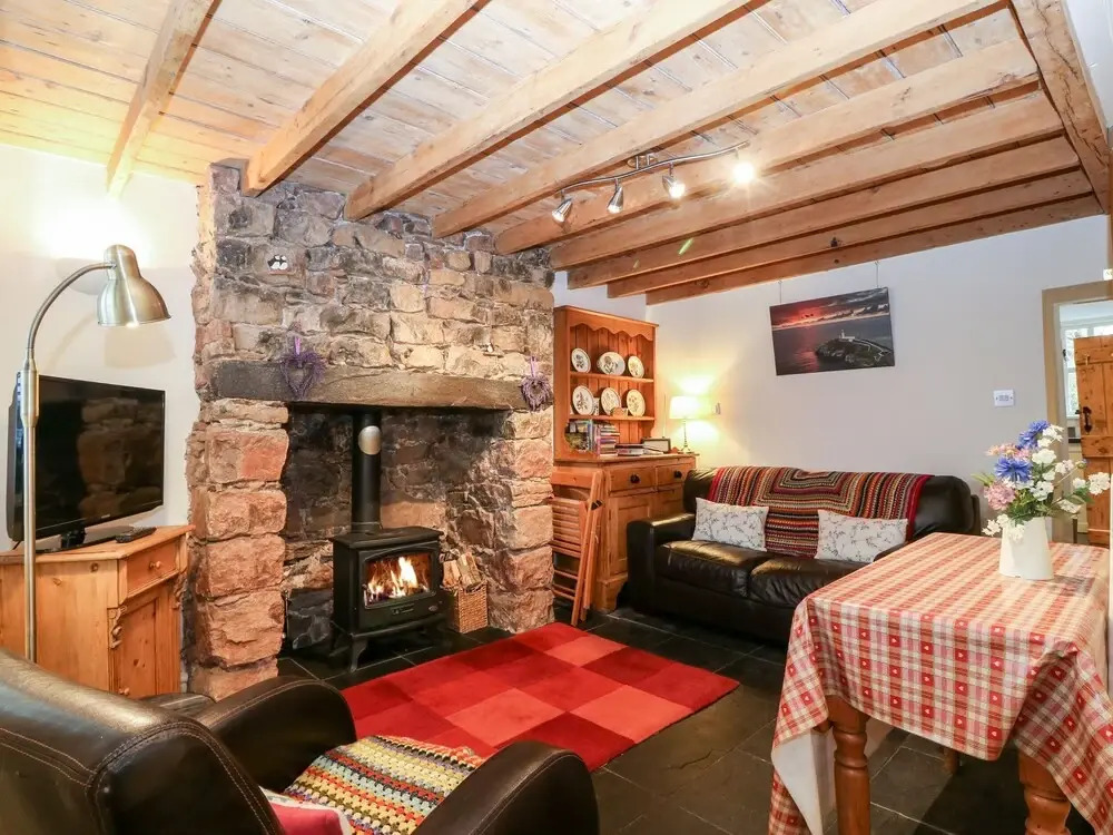 White Lilac Cottage