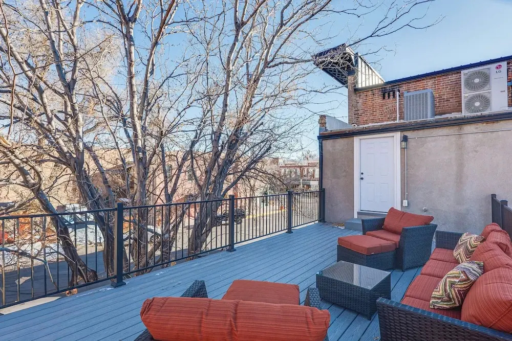 Florence Vacation Rental w/ Rooftop Deck!