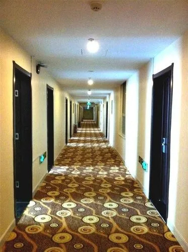 Super 8 Hotel