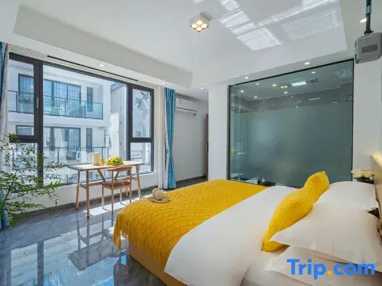 Yi Xing  Riverside · Supreme Tranquil Residence | ° Designer Scenic Homestay