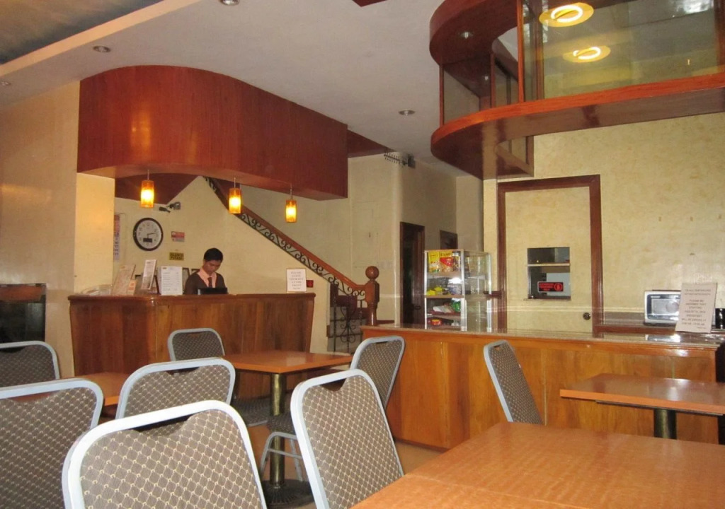 Victoria Suites