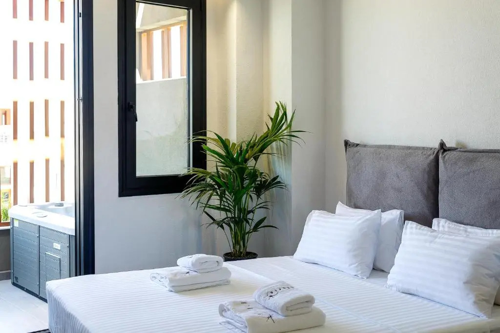 Utopia Luxury Suites