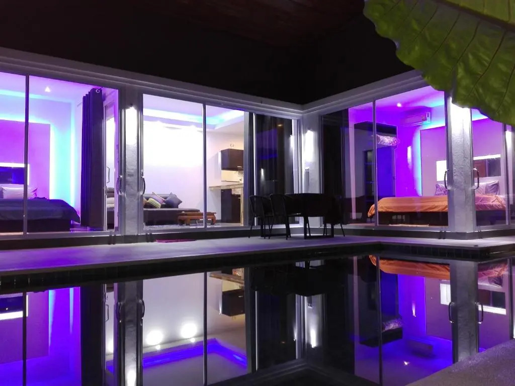 Rocking Chair Pool Villa
