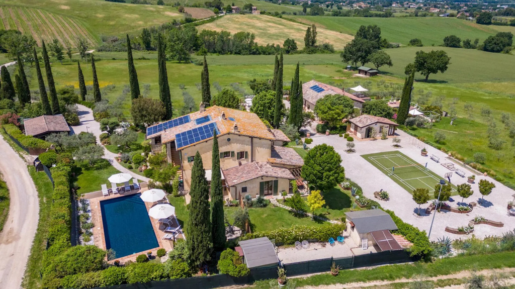 CASALE SANTA LUCIA 8&2, Emma Villas