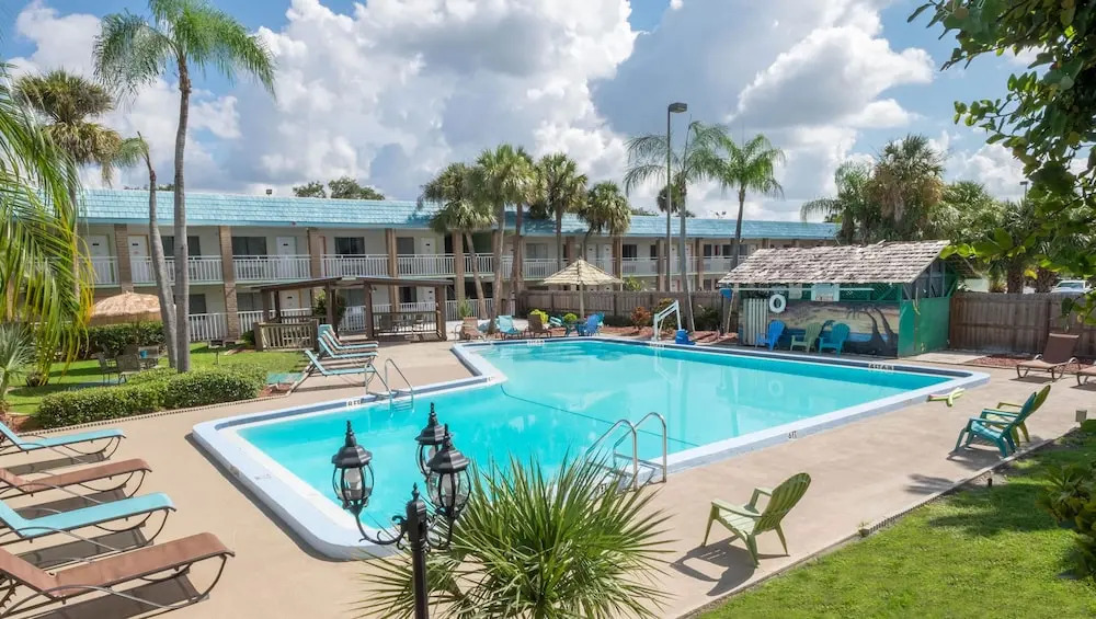 Travelodge Clearwater Central