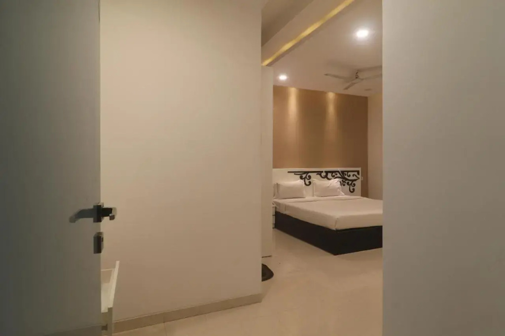 Ekasila Suites by Iroomz
