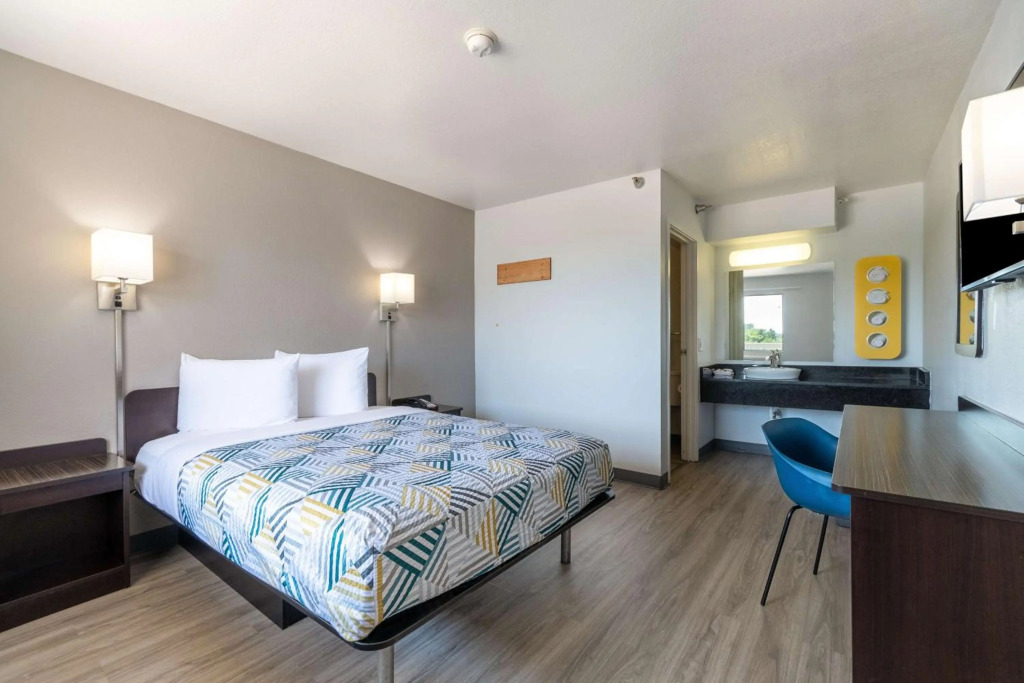 Motel 6-Rolling Meadows, IL - Chicago Northwest