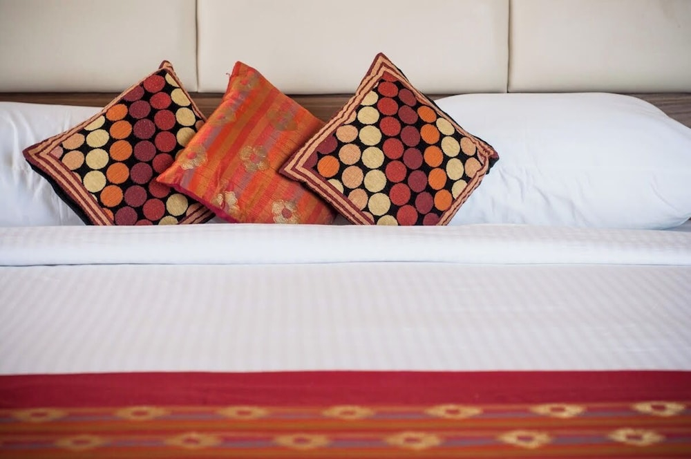 Amethyst Central Serviced Apartments