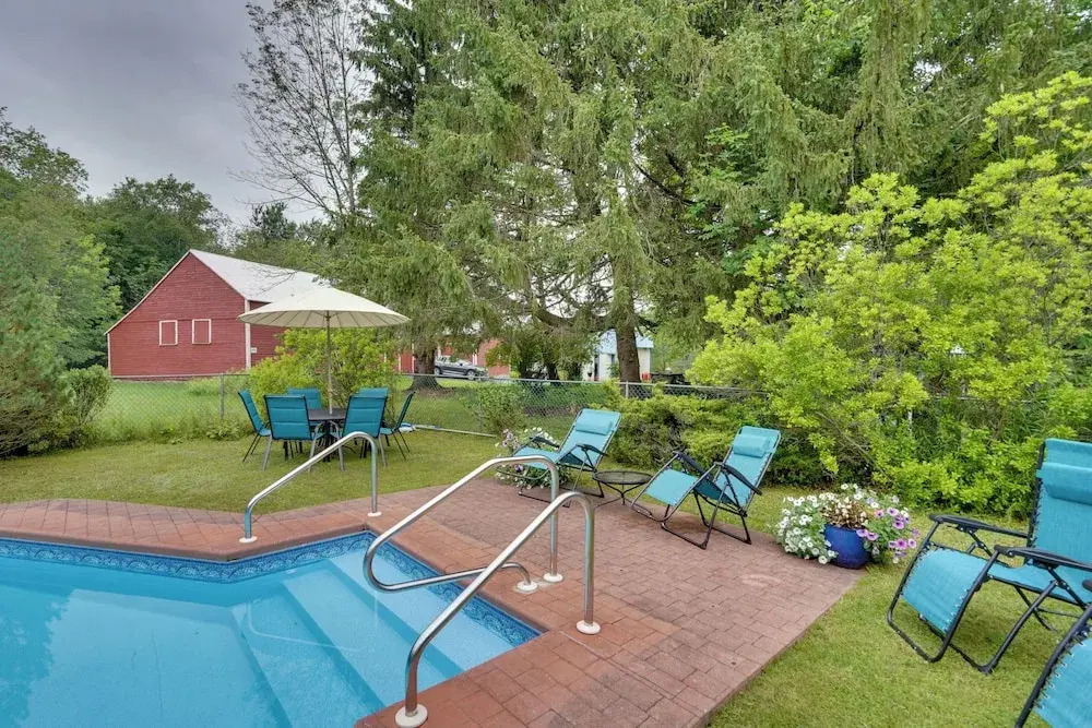All Year-round Retreat Near Windham Mountain