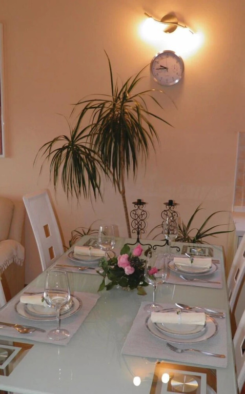 Nice Home in Porec With Wifi and 2 Bedrooms