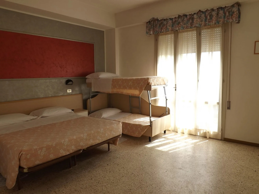 Hotel Desiree