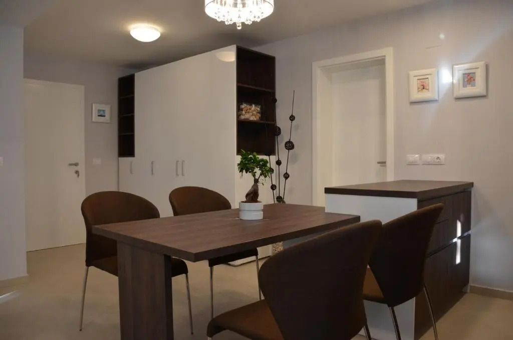 Apartments Mango