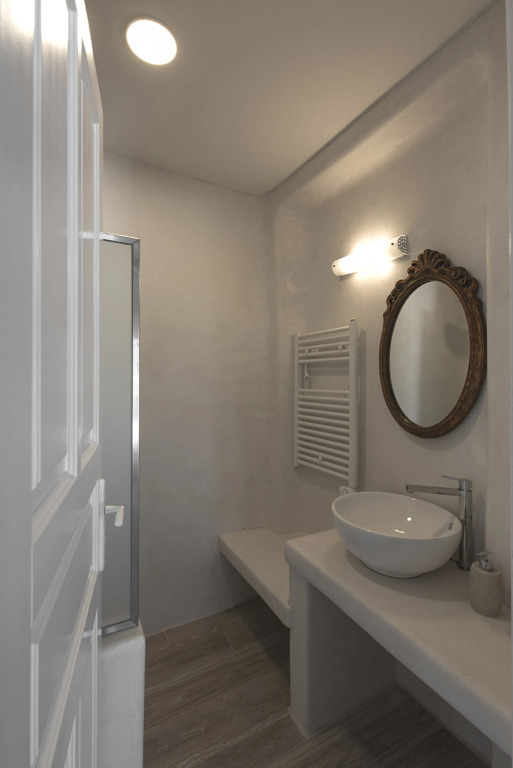 Luxury House with Private Pool 1A