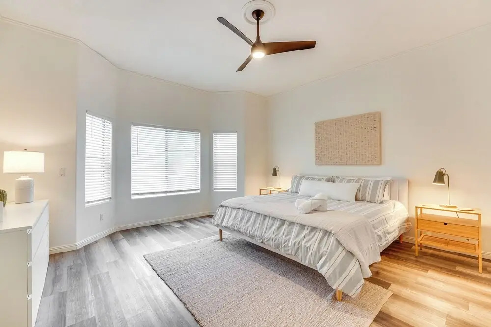 Heated Pool, Furnished Patio! Gilbert Getaway