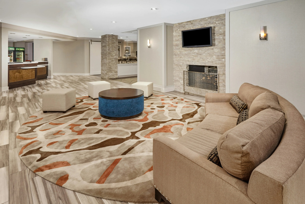 Homewood Suites by Hilton Indianapolis At The Crossing