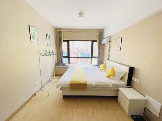 Orange Xinxiaozhu Happy Song Apartment (Shenyang Normal University Shop)