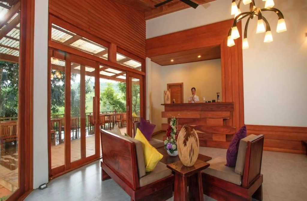 Mayura Hill Resort