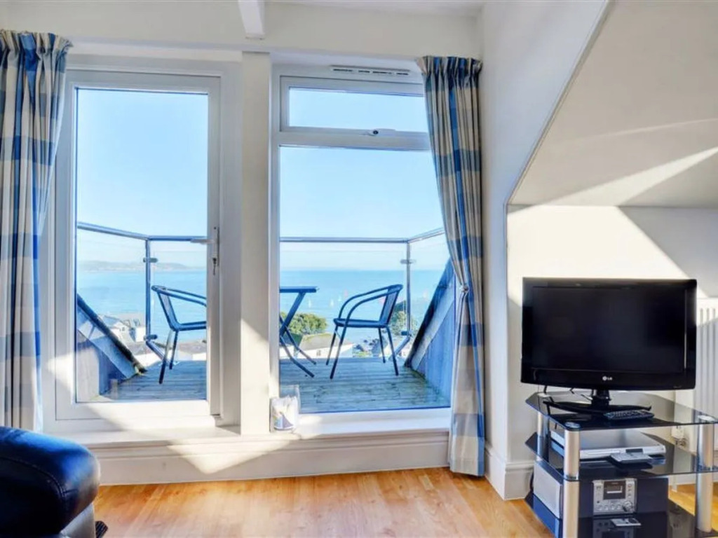 Apartment Portuan Pomaia 23129