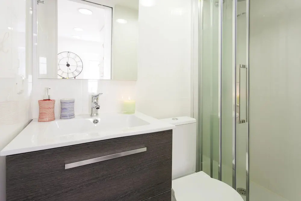 ALTIDO Trendy chic studio in Alfama, 4mins to Santo Estêvão Belvedere viewpoint