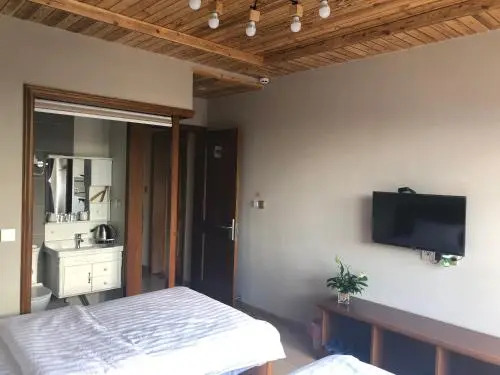 Xiangshan Shanhai Yishe Guesthouse