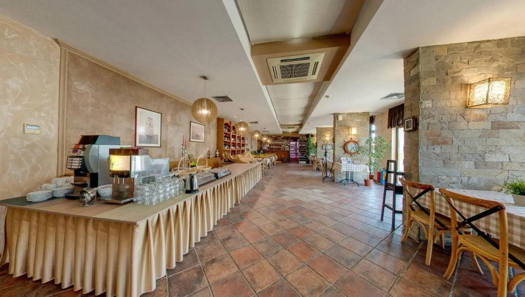 Hotel Mistral